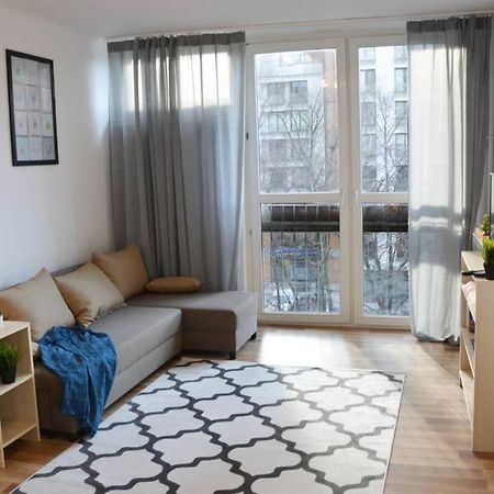 Ohmyhome - Park Mirowski Apartment วอร์ซอ ภายนอก รูปภาพ