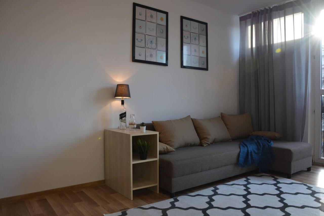 Ohmyhome - Park Mirowski Apartment วอร์ซอ ภายนอก รูปภาพ