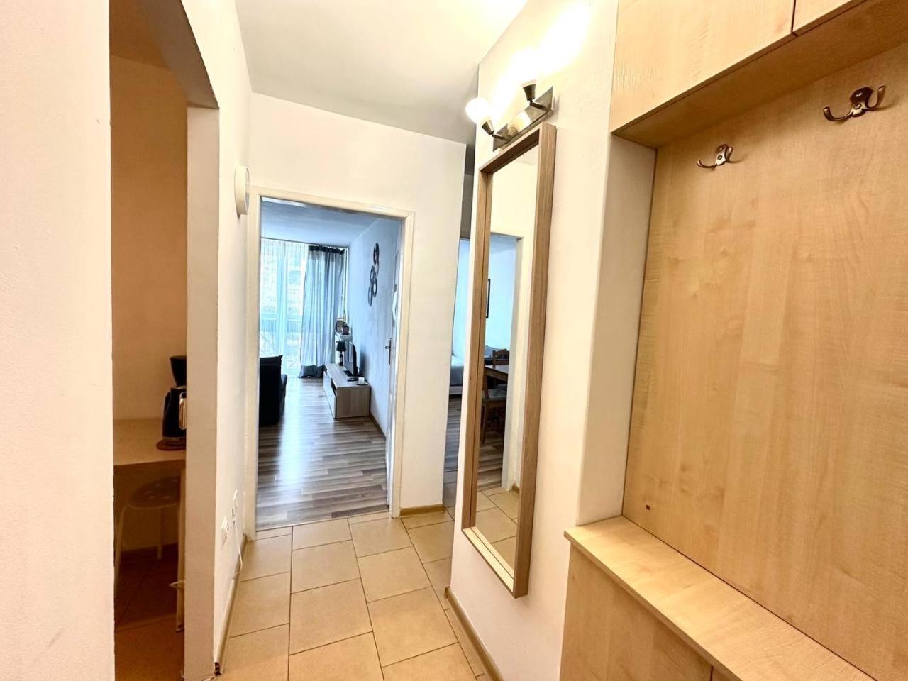 Ohmyhome - Park Mirowski Apartment วอร์ซอ ภายนอก รูปภาพ